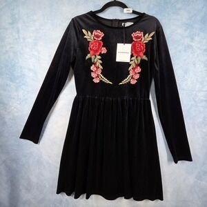 Glamorous Nasty Gal Black Velvet Floral Embroidered Long Sleeve Mini Dress M NEW